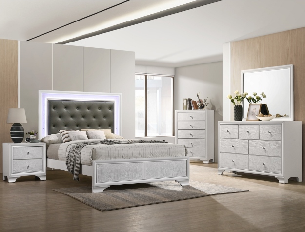 Lyssa White Bedroom Group Image